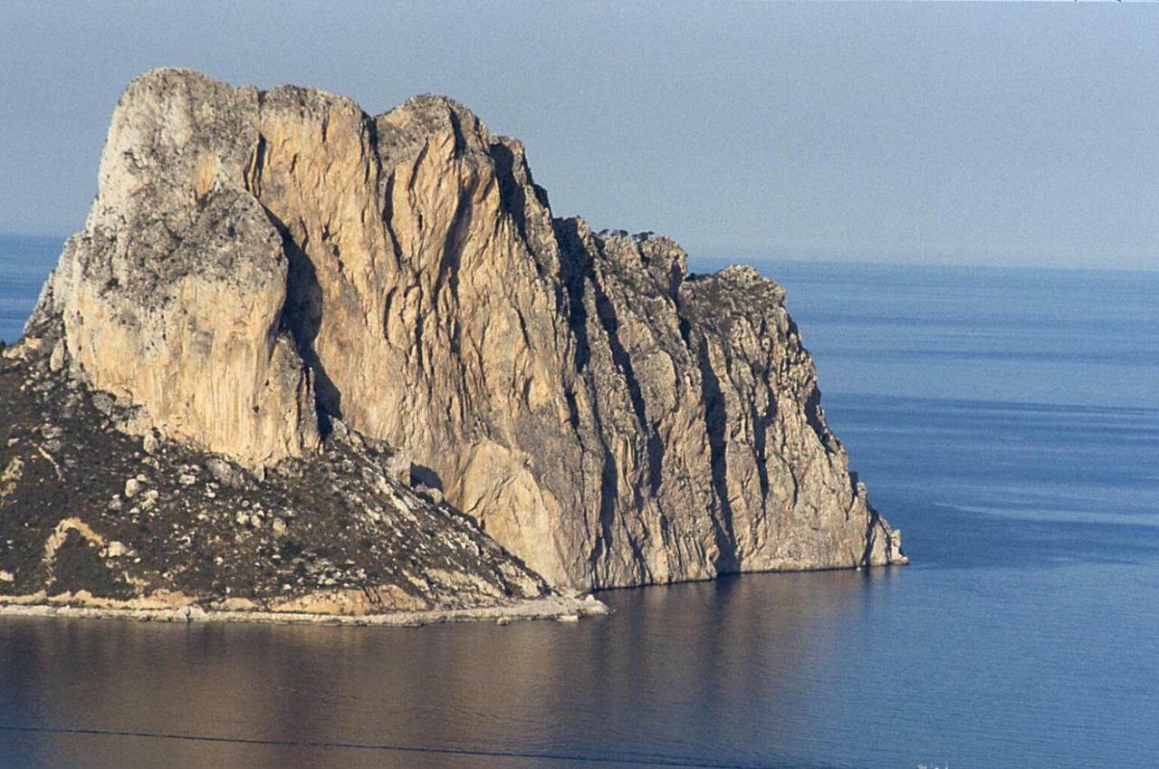 Ambar Beach Morpar Calp Bagian luar foto
